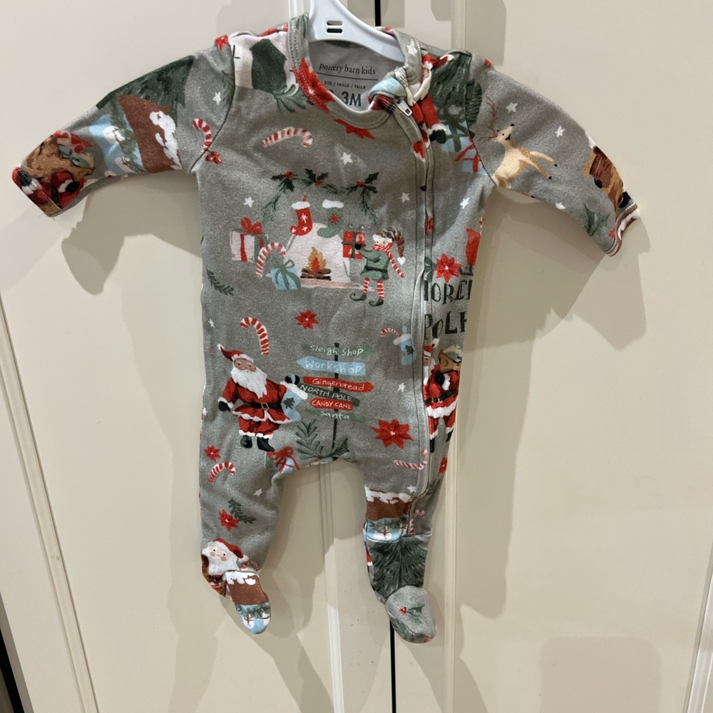 Pottery Barn Kids 0-3m Christmas pajamas